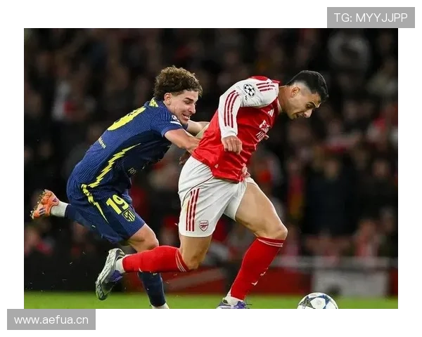 巴萨困境再升级:战术混乱与管理分歧背后,是否面临衰落危机? 巴萨困境再升级:战术混乱与管理分歧背后,是否面临衰落危机?