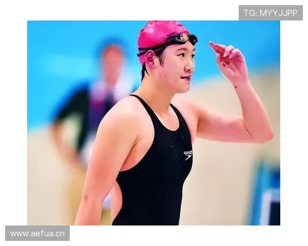 叶诗文训练完直接去奢侈品店刷卡，这姐的日常比偶像剧还敢拍