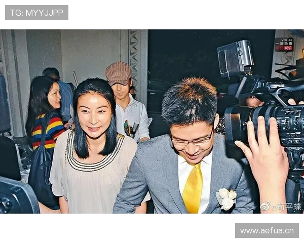 田亮最近买的豪宅，光客厅面积就能开演唱会了吧？